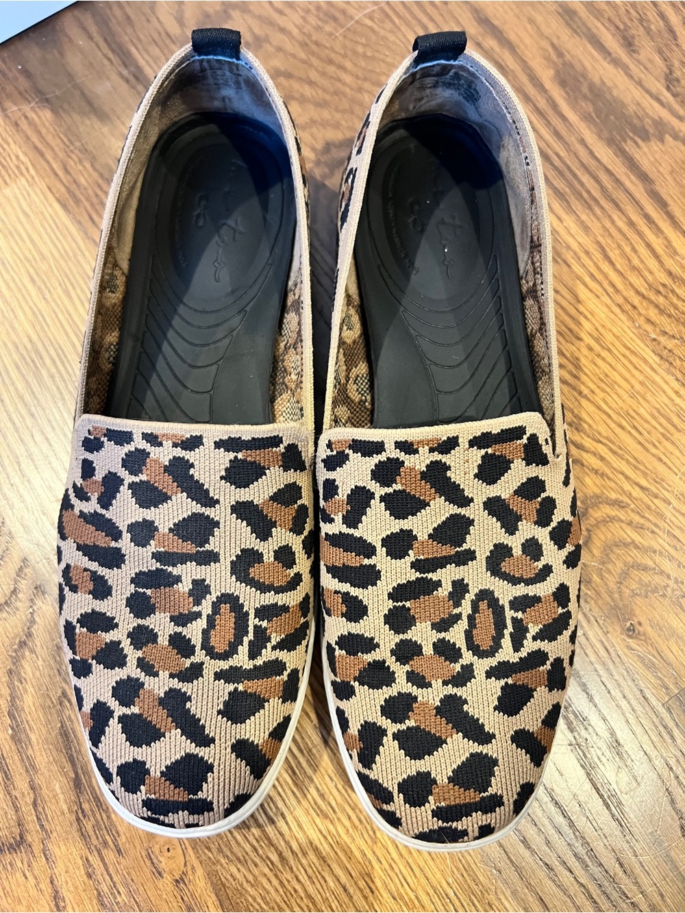 Me Too Cheetah print loafer